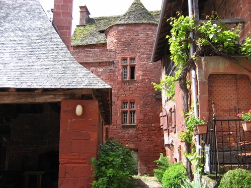 Collonges-La-Rouge (65km)