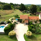 Une partie du domaine vue du ciel. Une partie du domaine vue du ciel.