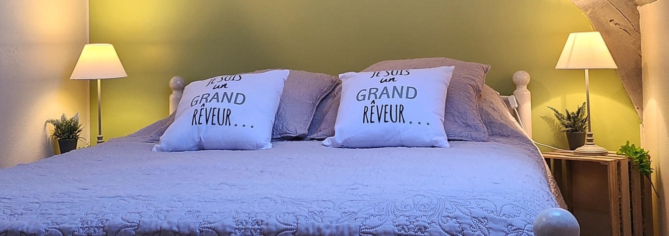 Gite "Le Pigeonnier" avec piscine commune